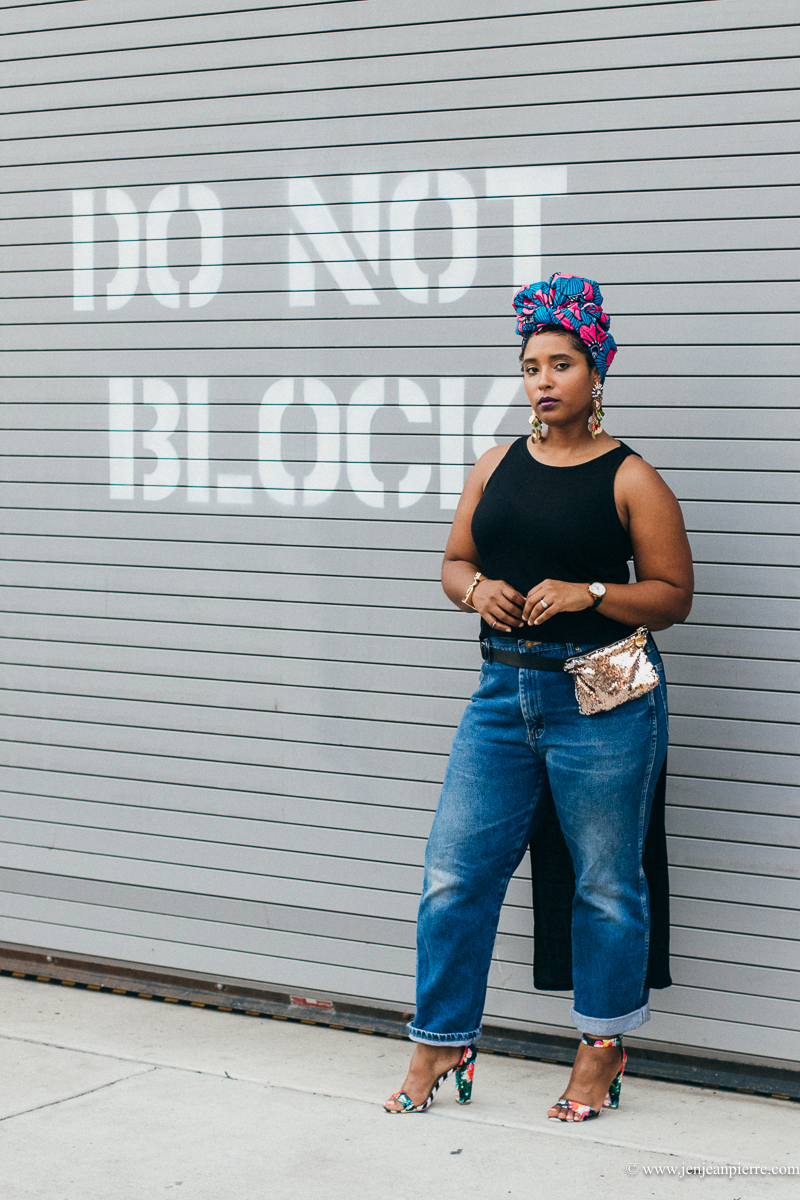 Top washington dc blogger wearing a summer outfit of jeans and headwrap ...